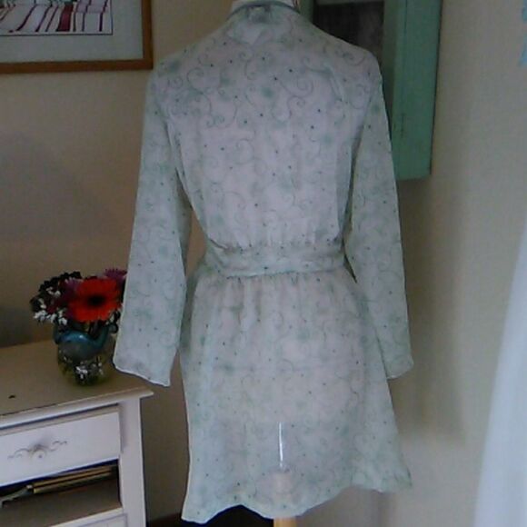 Morgan Taylor Intimates Two Piece Set - Picture 12 of 15